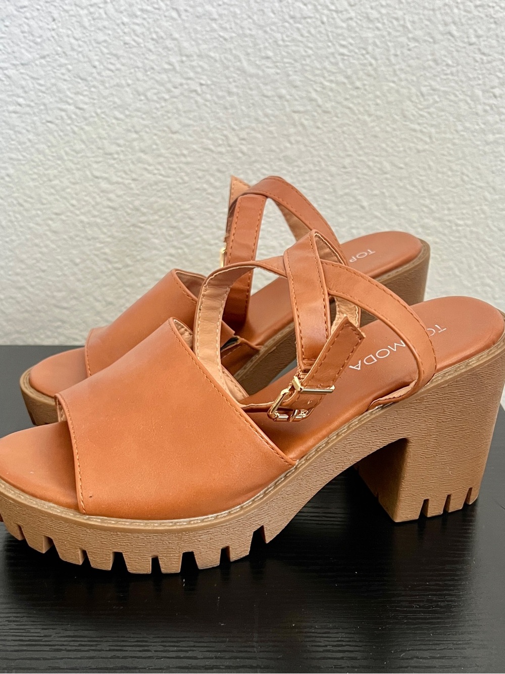 TOP Moda Tan Platform Chunky Heel Sandals with Gold Buckle